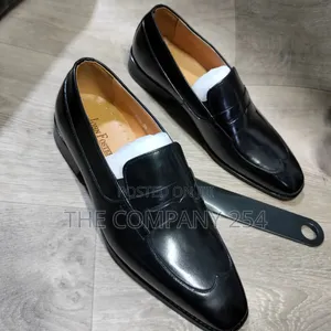 Quality Leather Official Men Wetlook Low Cut Official Shoes