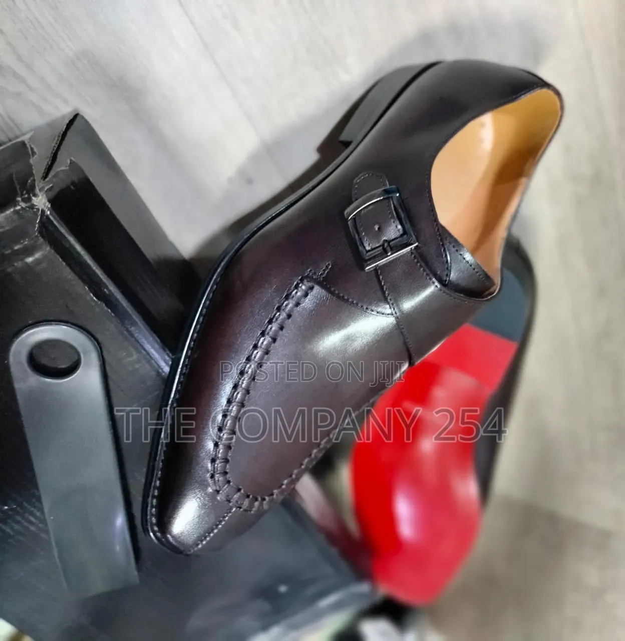 Quality Leather Official Men Wetlook Low Cut Official Shoes