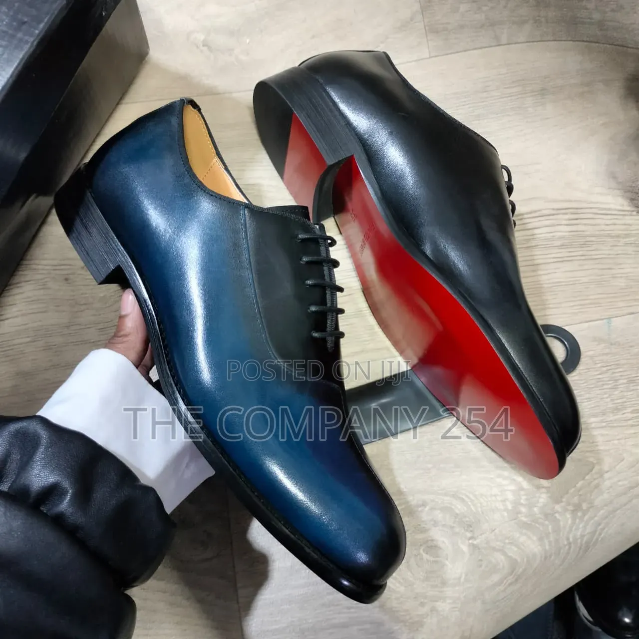 Quality Leather Official Men Wetlook Low Cut Official Shoes