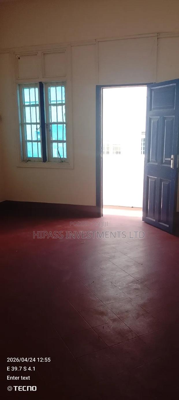 Office to Let