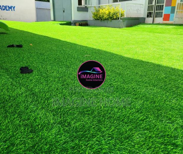 Feel Fresh Under Your Feet With Turf Grass Carper - thumbnail 2