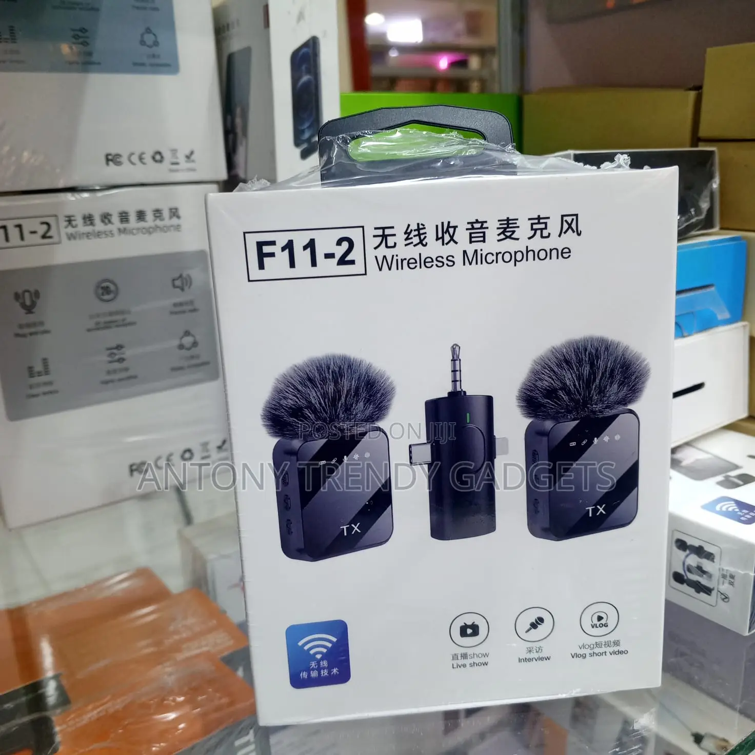 F11-2 Wireless Lavalier Mic iPhone Android Camera Set