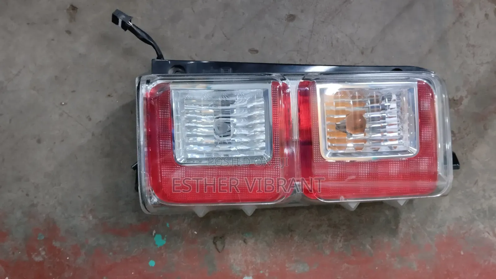 Daihatsu Wake Taillights