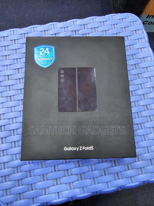 New Samsung Galaxy Z Fold 5 512 GB Black