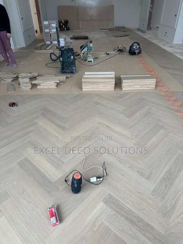 Herringbone SPC Flooring for Modern Homes and Stylish Floor Design Use