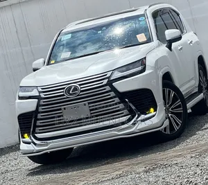Lexus LX 600 2023 White