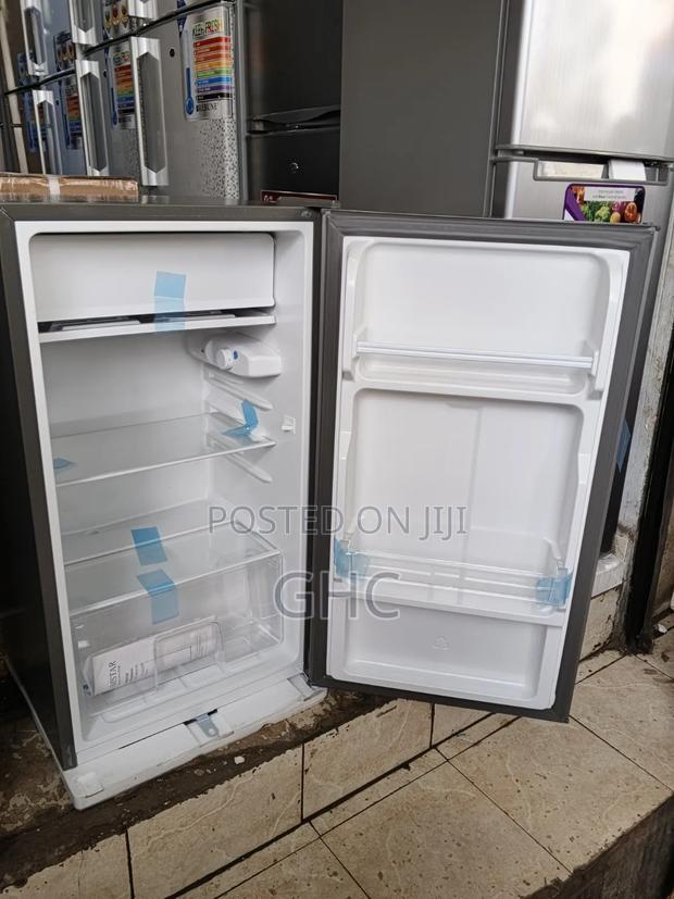 Glamstar Mini Fridge