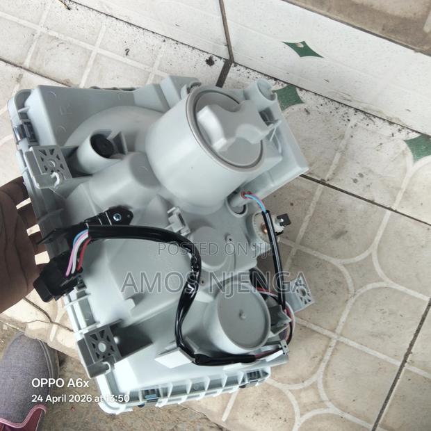 Mitsubishi Canter 2005-2011 Headlight