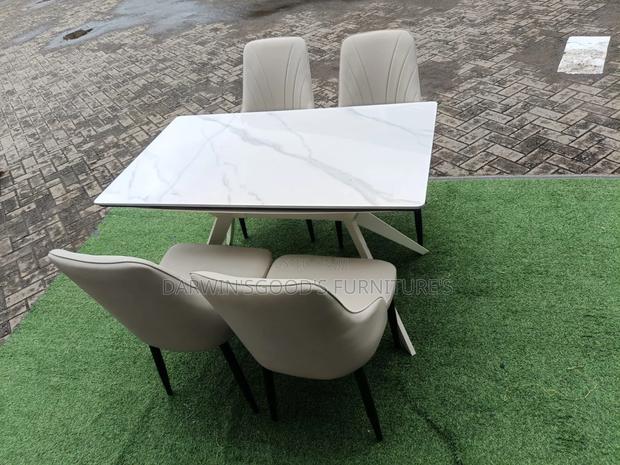 Mable Dining Table 4seats - main view