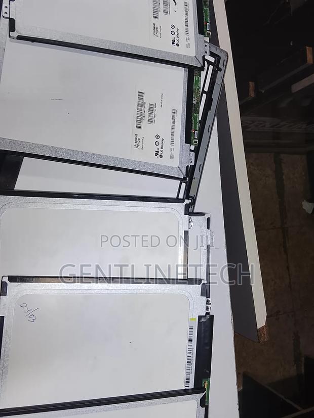 13.3” Laptop Display 40 Pin – Plug Fit