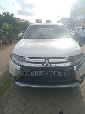Mitsubishi Outlander 2019 White