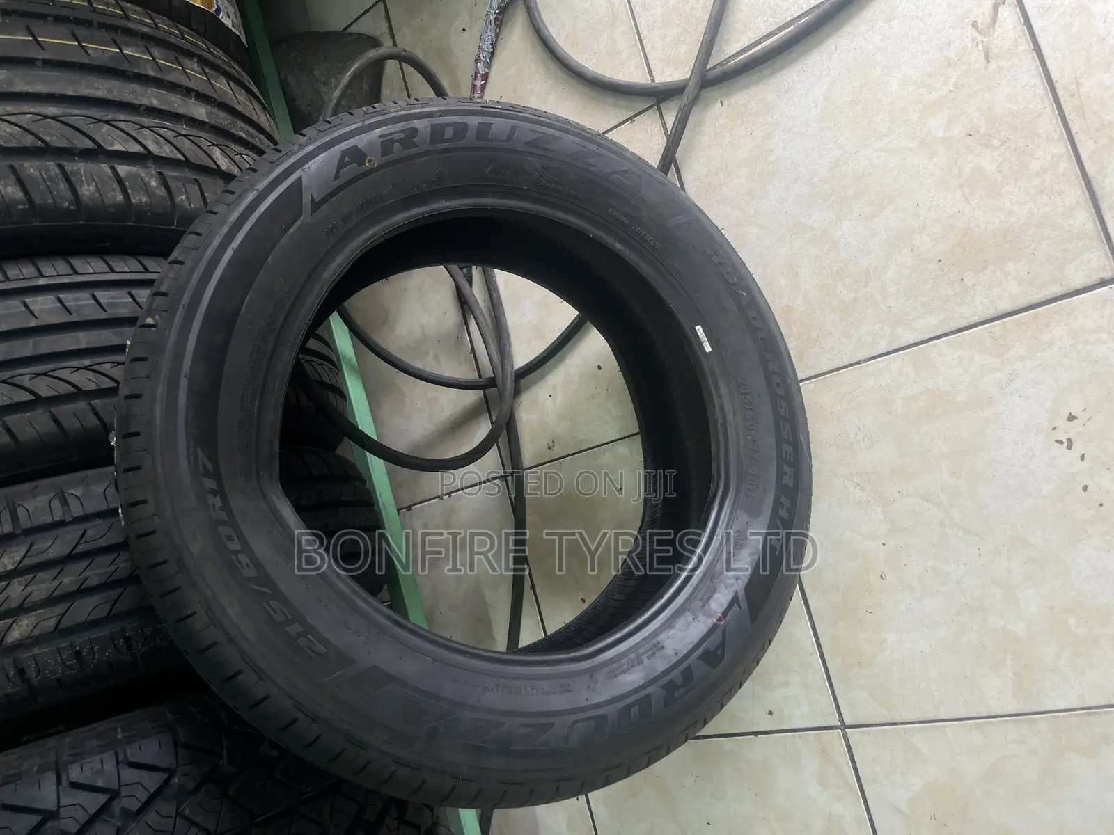 215/60r17 Arduza