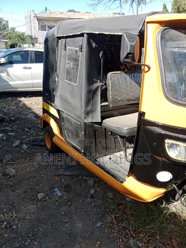 TVS King Deluxe Plus iTouch Start 2019 Yellow - thumbnail 3