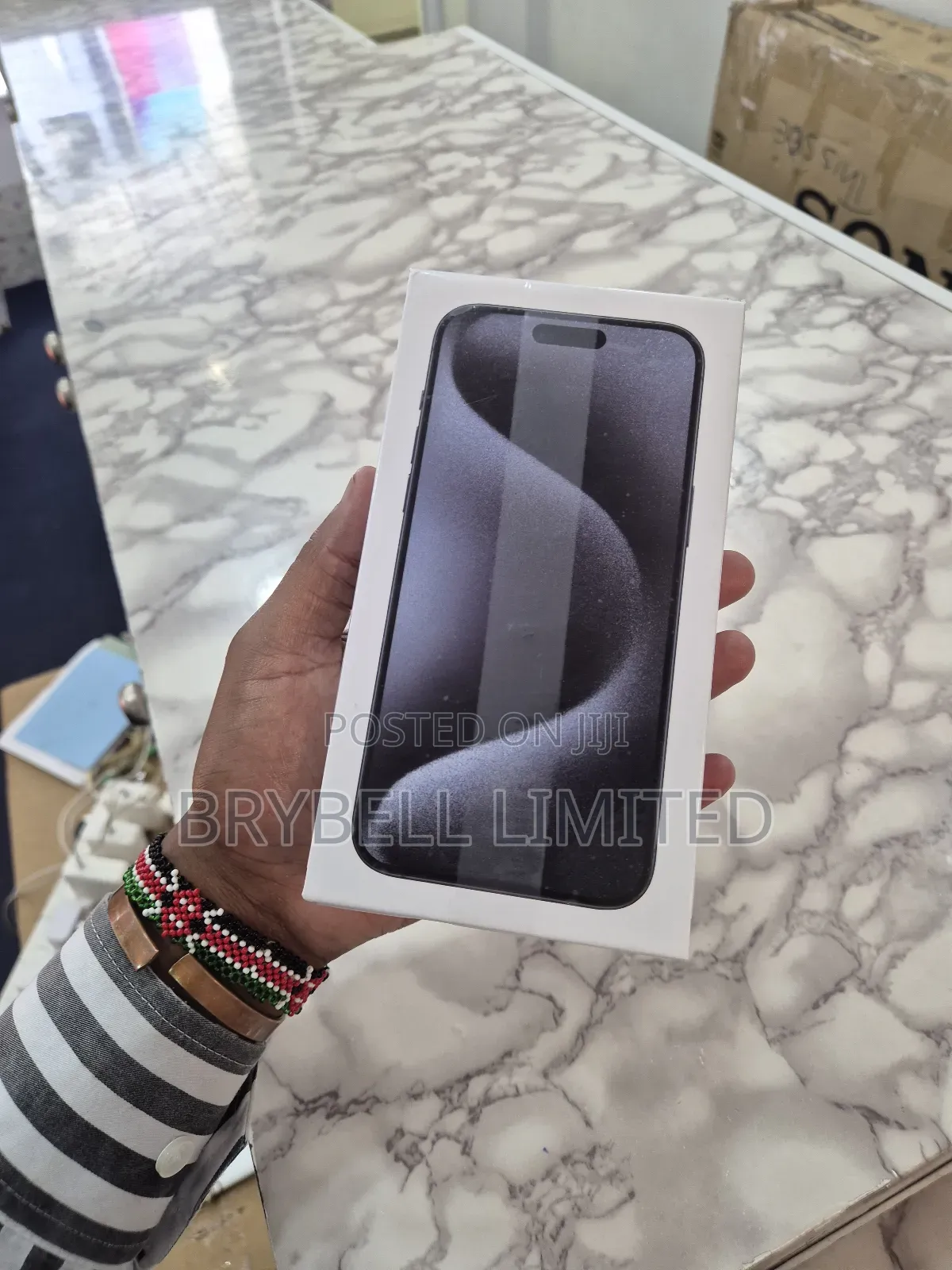 New Apple iPhone 15 Pro Max 256 GB White
