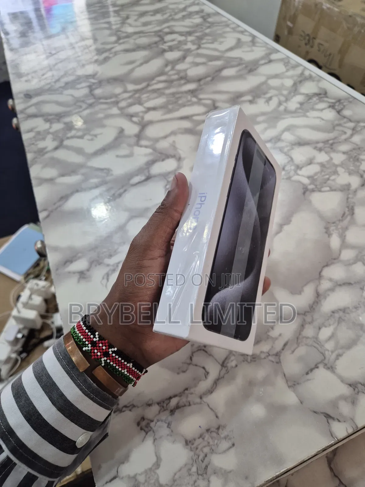 New Apple iPhone 15 Pro Max 256 GB White