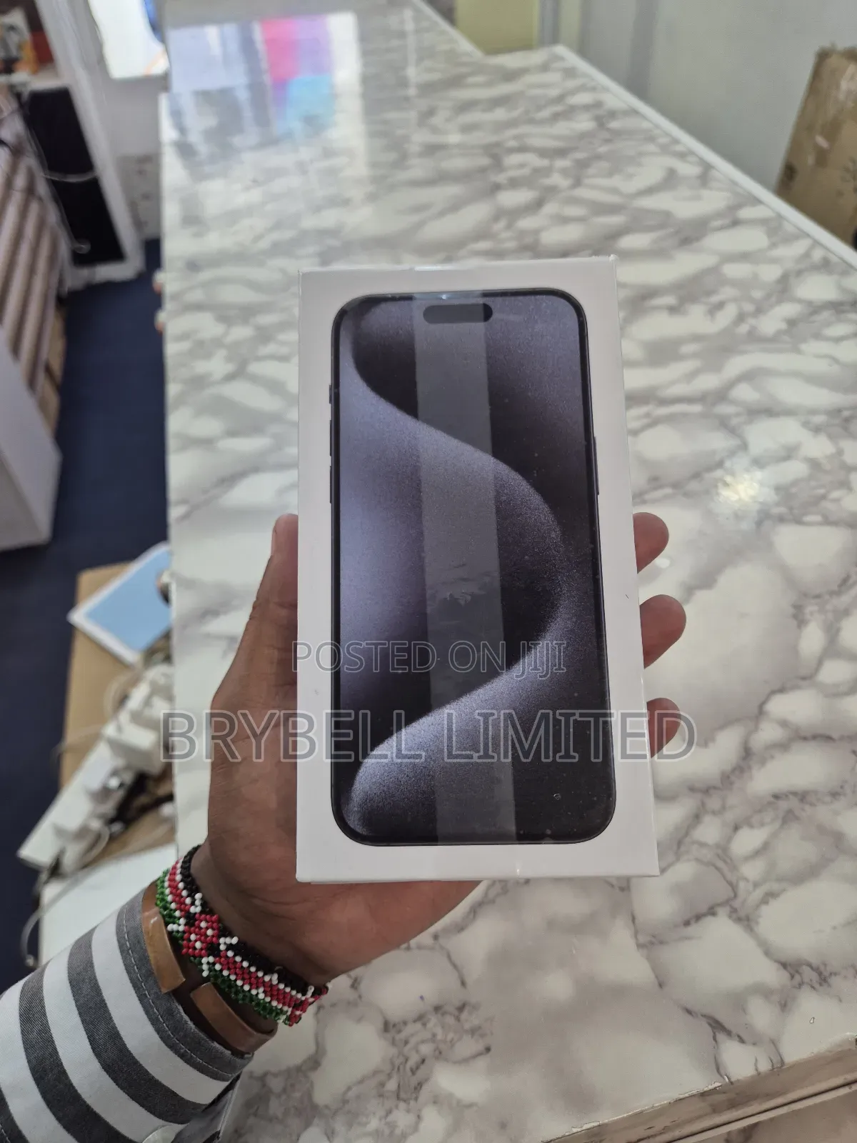New Apple iPhone 15 Pro Max 256 GB White