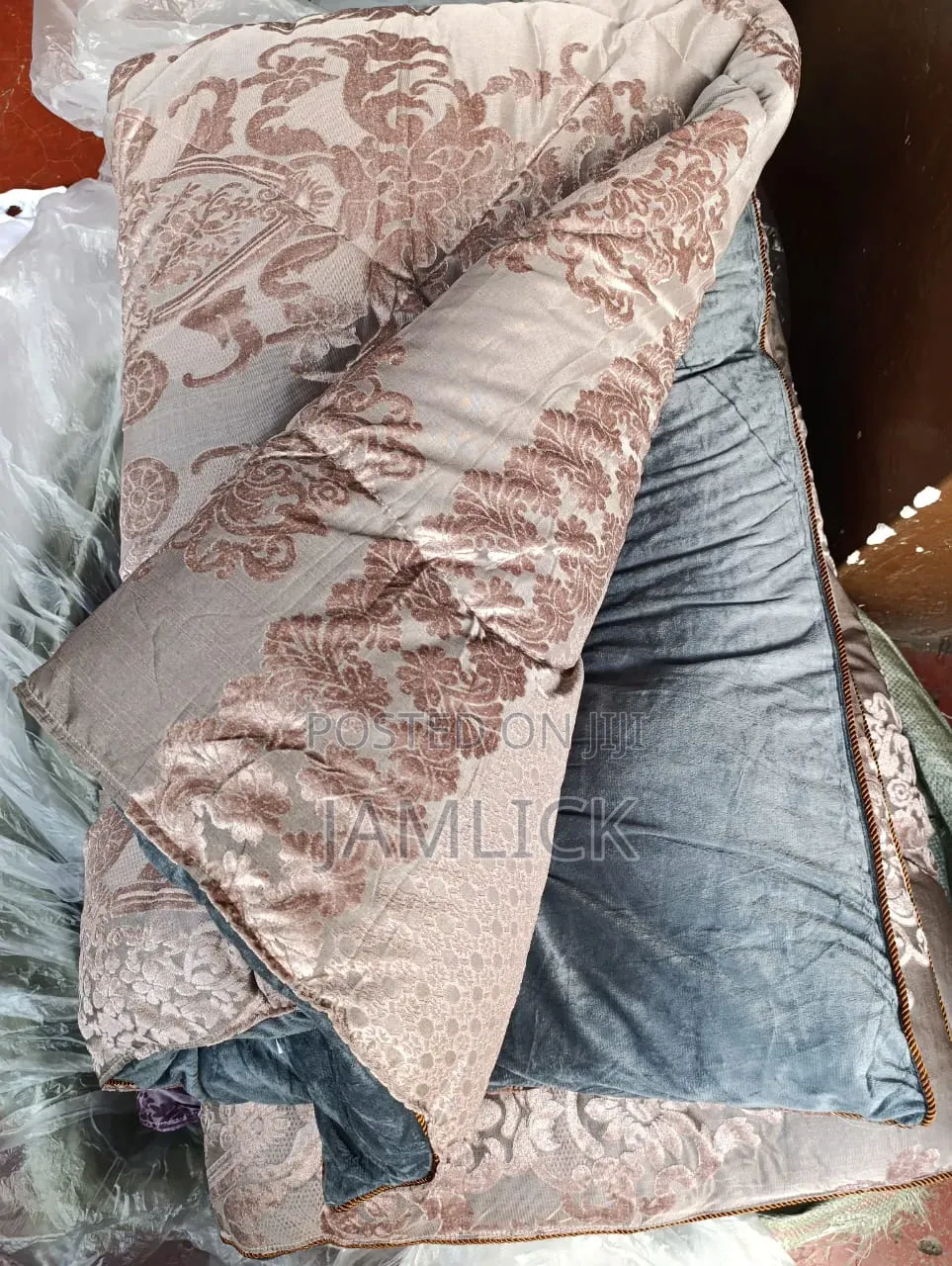 6×7 Silk Duvet Set –Rh