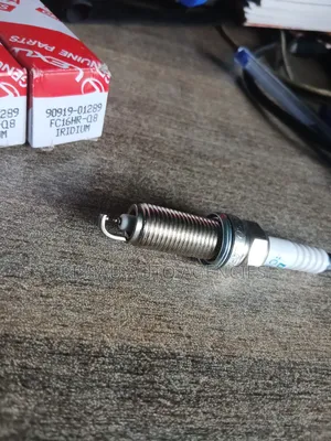 Denso Iridium Spark Plugs Fc16hr-Q8 Made in Japan.