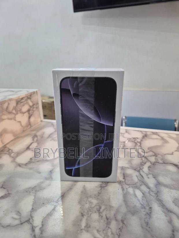 New Apple iPhone 16 Pro Max 256 GB Black - thumbnail 6