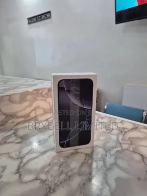 New Apple iPhone 16 Pro Max 256 GB Black