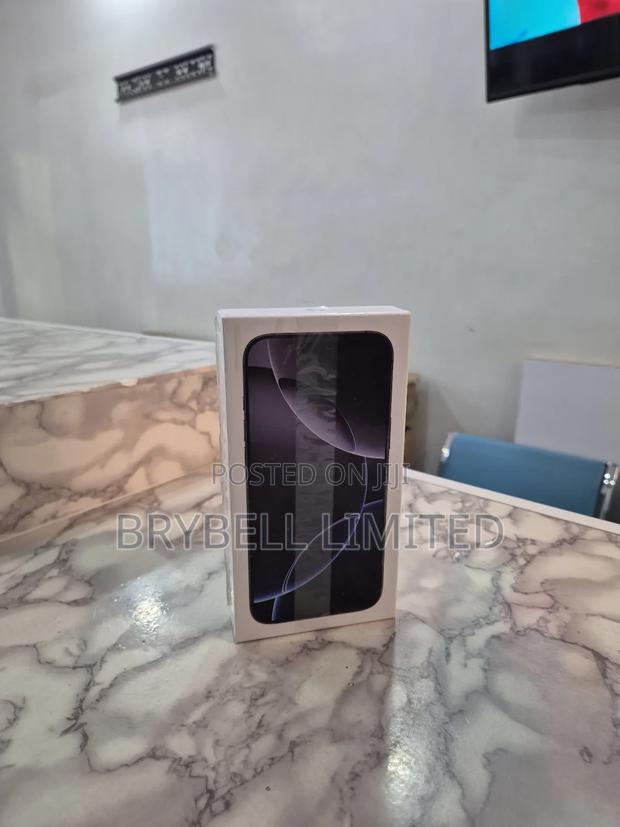 New Apple iPhone 16 Pro Max 256 GB Black - thumbnail 7