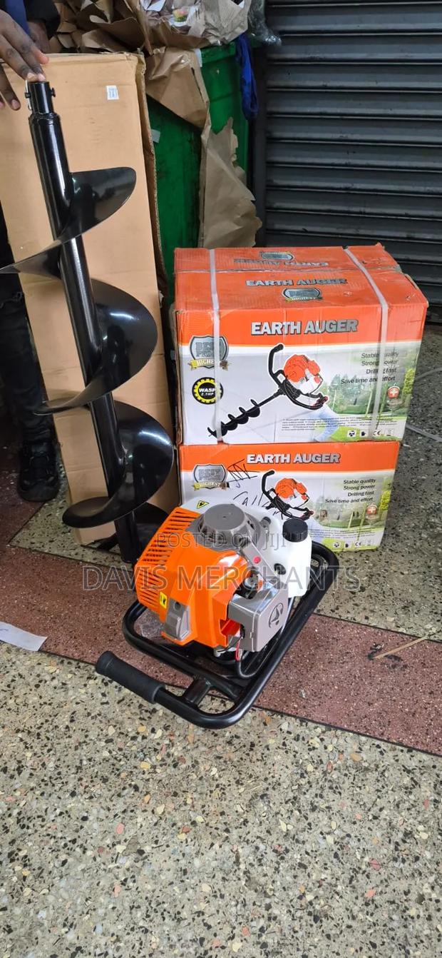Earth Drilling Machine With 1m Long 10" Wide Single Bit - thumbnail 2