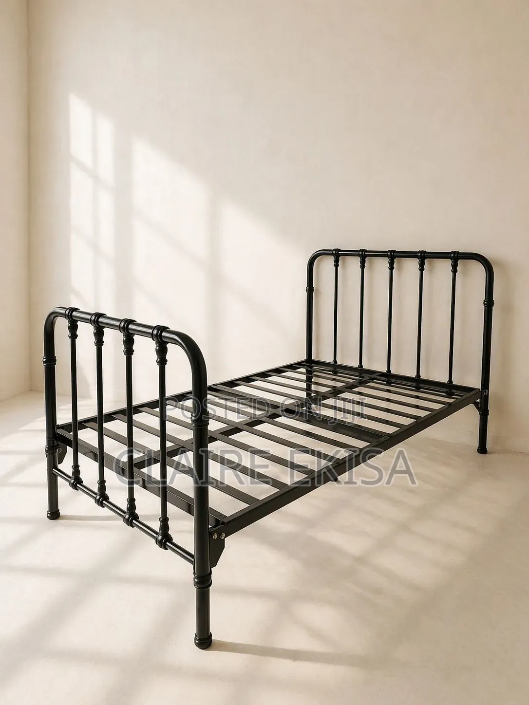 Mettalic Bed