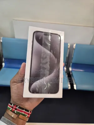 New Apple iPhone 15 Pro Max 256 GB Black