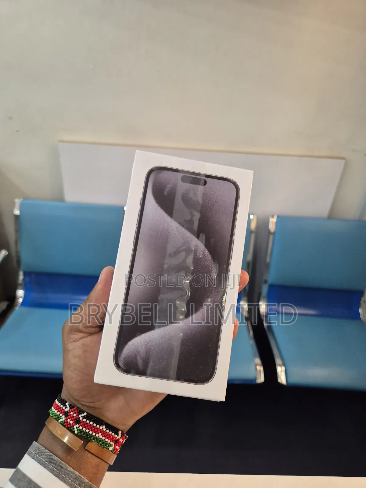 New Apple iPhone 15 Pro Max 256 GB Black