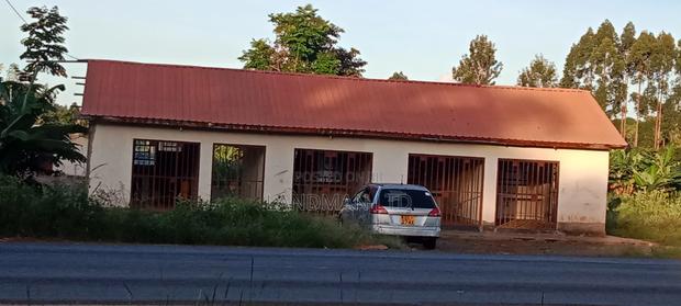 Prime Highway Property For Sale –Kenol Mutoho - thumbnail 3
