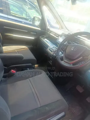 Honda Stepwgn 2019 Gray