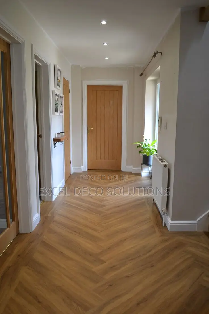 Herringbone SPC Flooring for Modern Office and Residential Floor Use