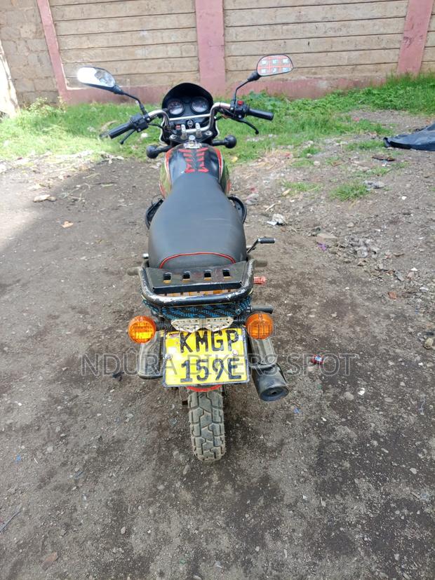 Bajaj Boxer 2025 Black