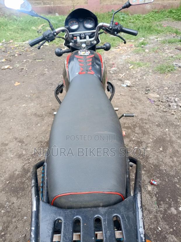 Bajaj Boxer 2025 Black - thumbnail 4