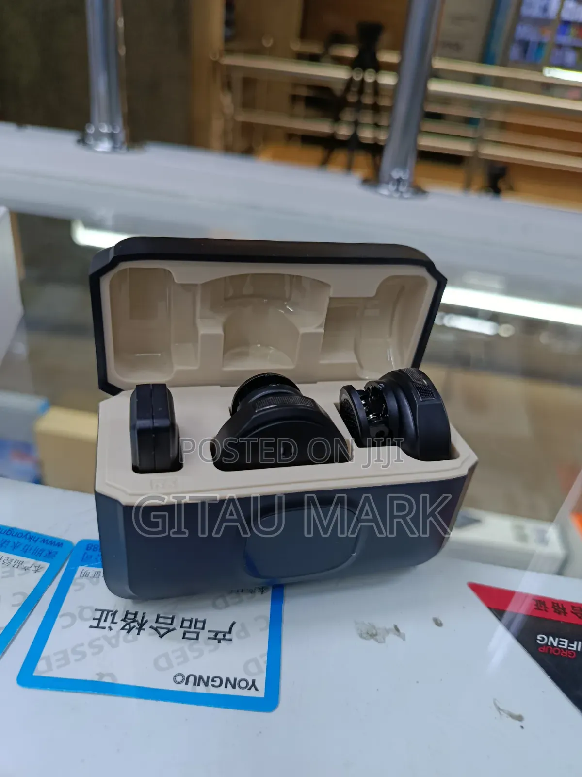 Q8 Dual Wireless Mics