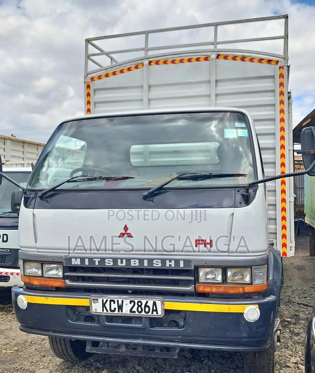 Mitsubishi Fh215 Lorry 2018 White