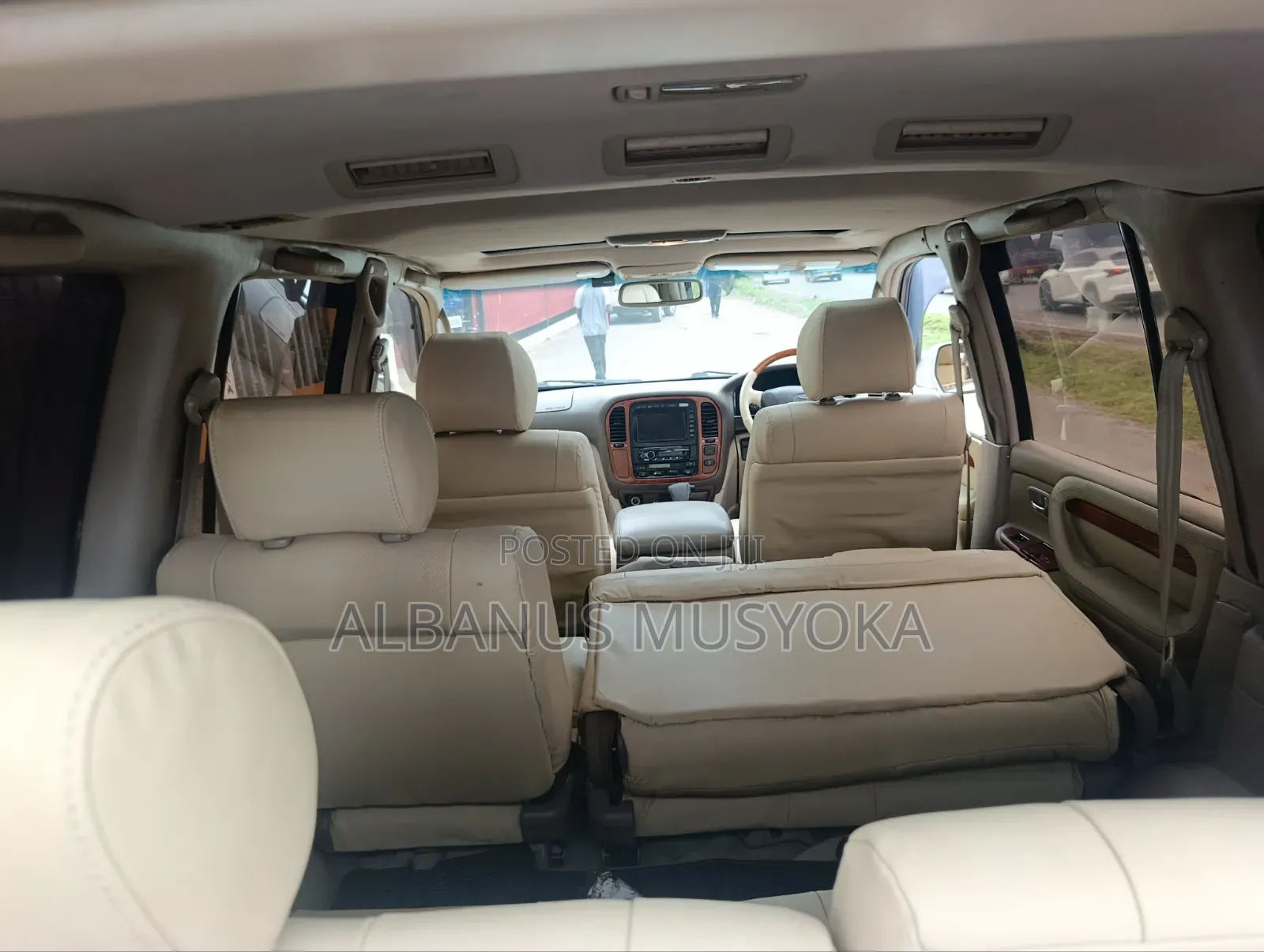 Toyota Land Cruiser 2001 White