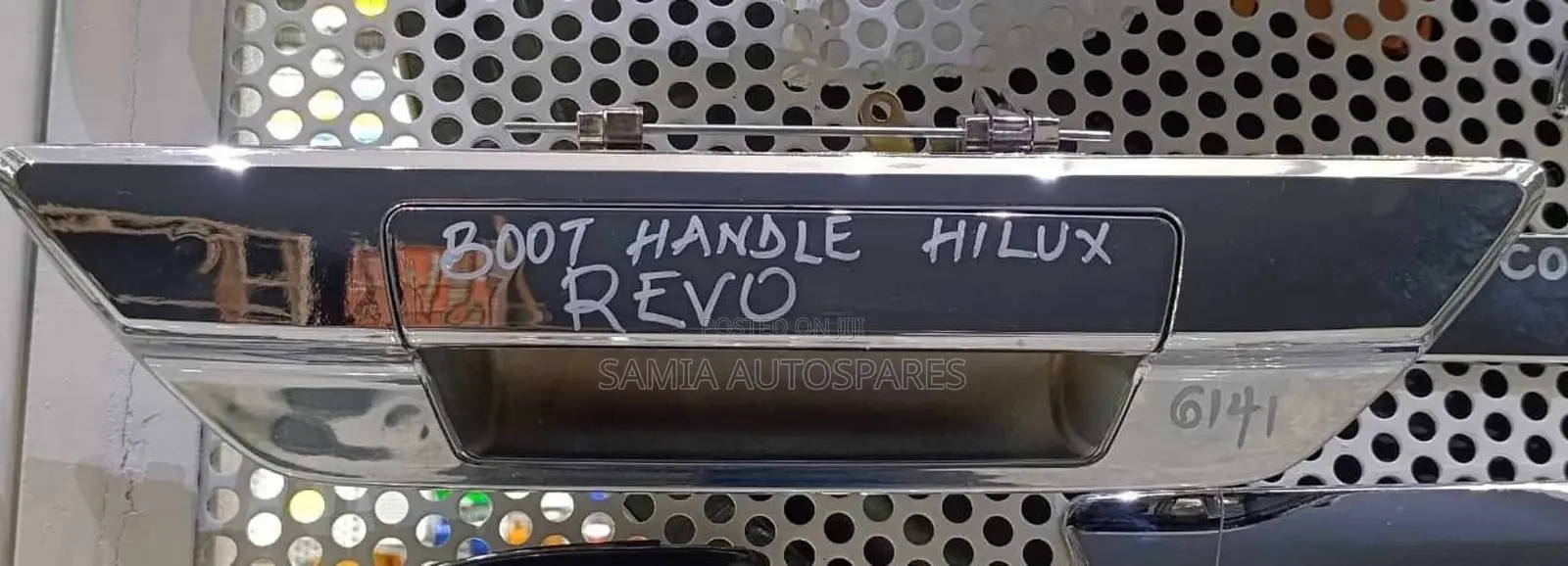 Tail Gate Handle Chrome Without Whole Toyota Hilux - Revolution