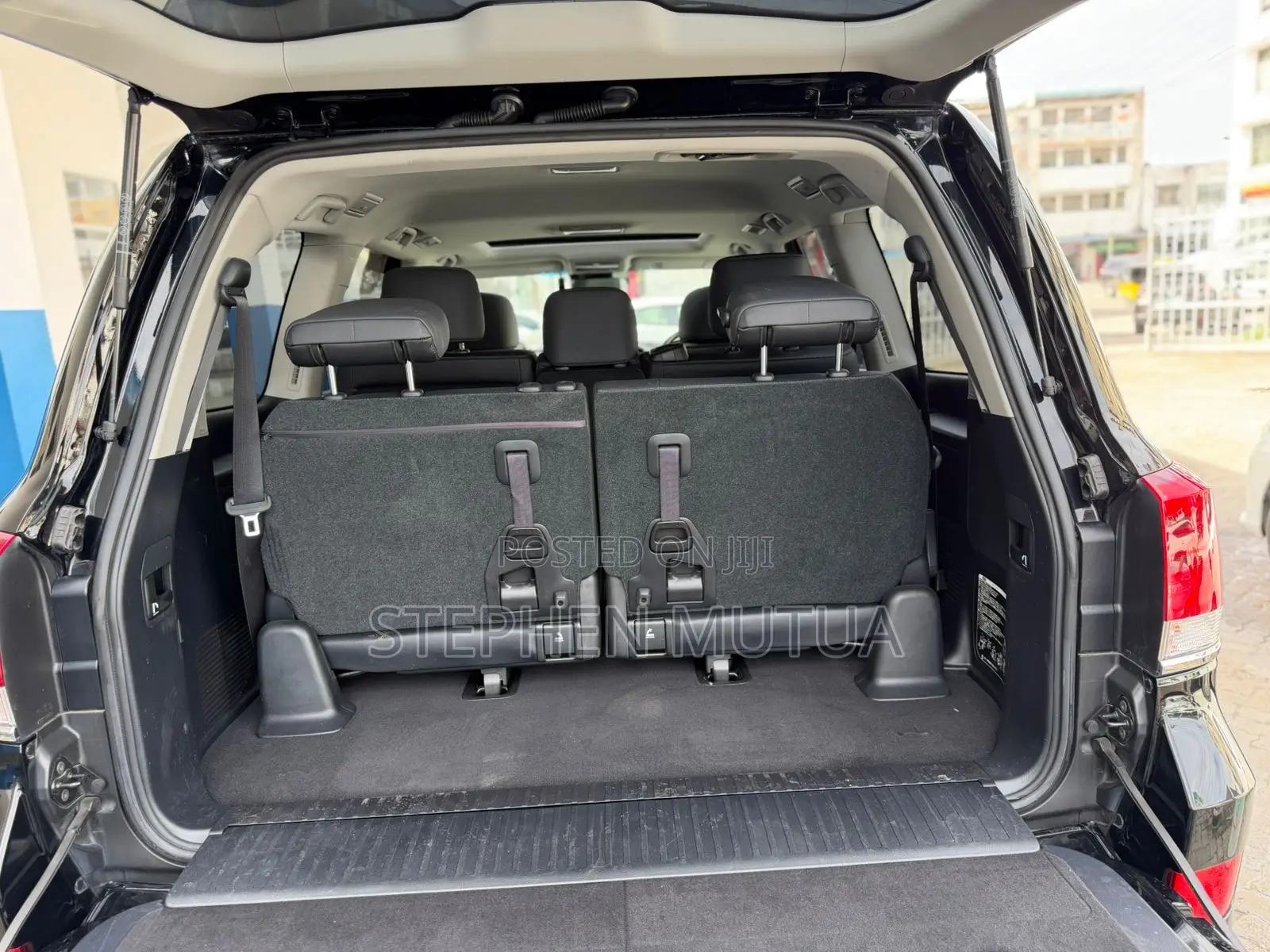 Toyota Land Cruiser 4.6 V8 ZX 2019 Black