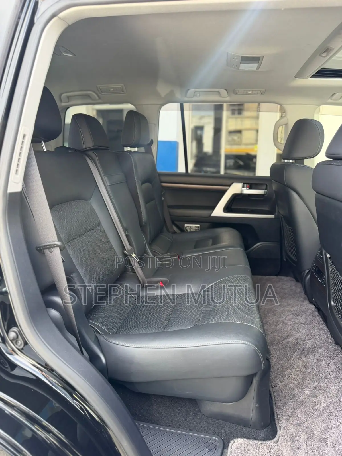 Toyota Land Cruiser 4.6 V8 ZX 2019 Black