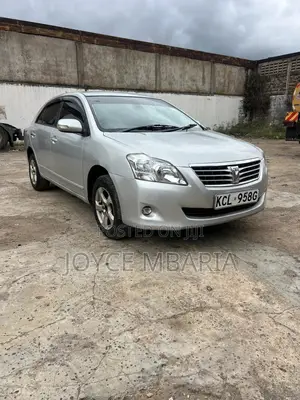 Toyota Premio 2011 Silver