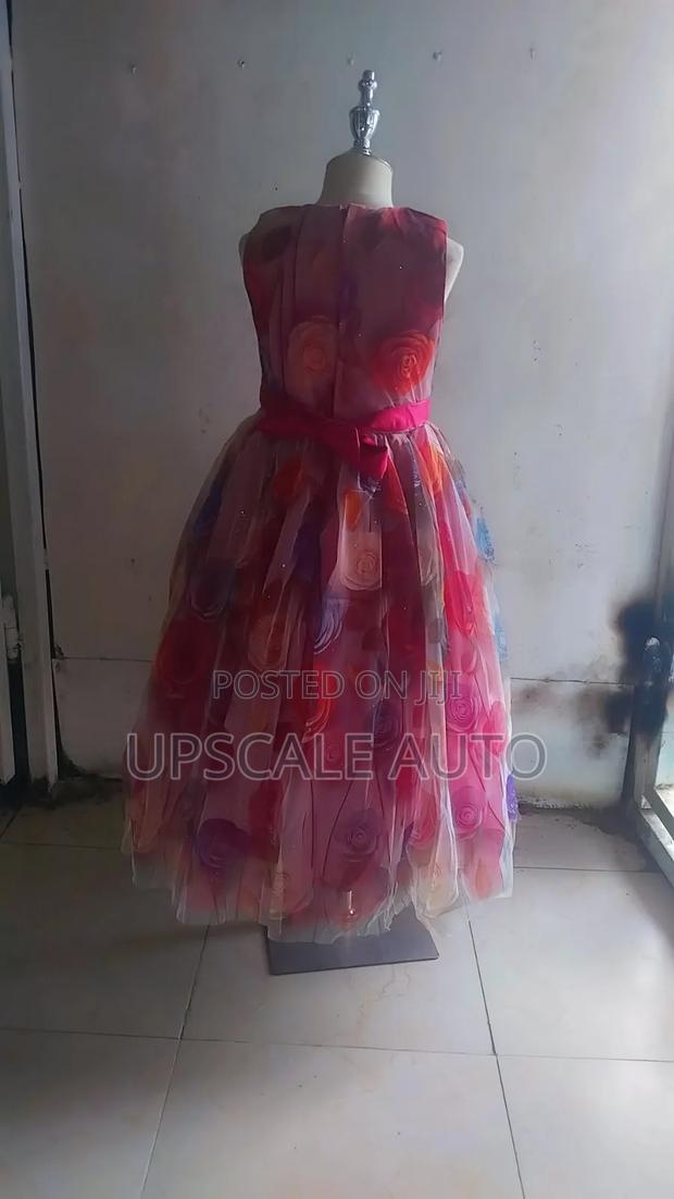 Beautiful 3d Flowered Dress - thumbnail 2