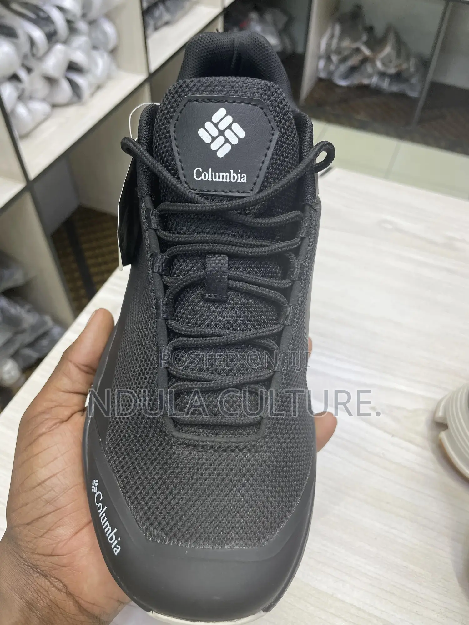 Columbia Gore-Tex Hike Boot