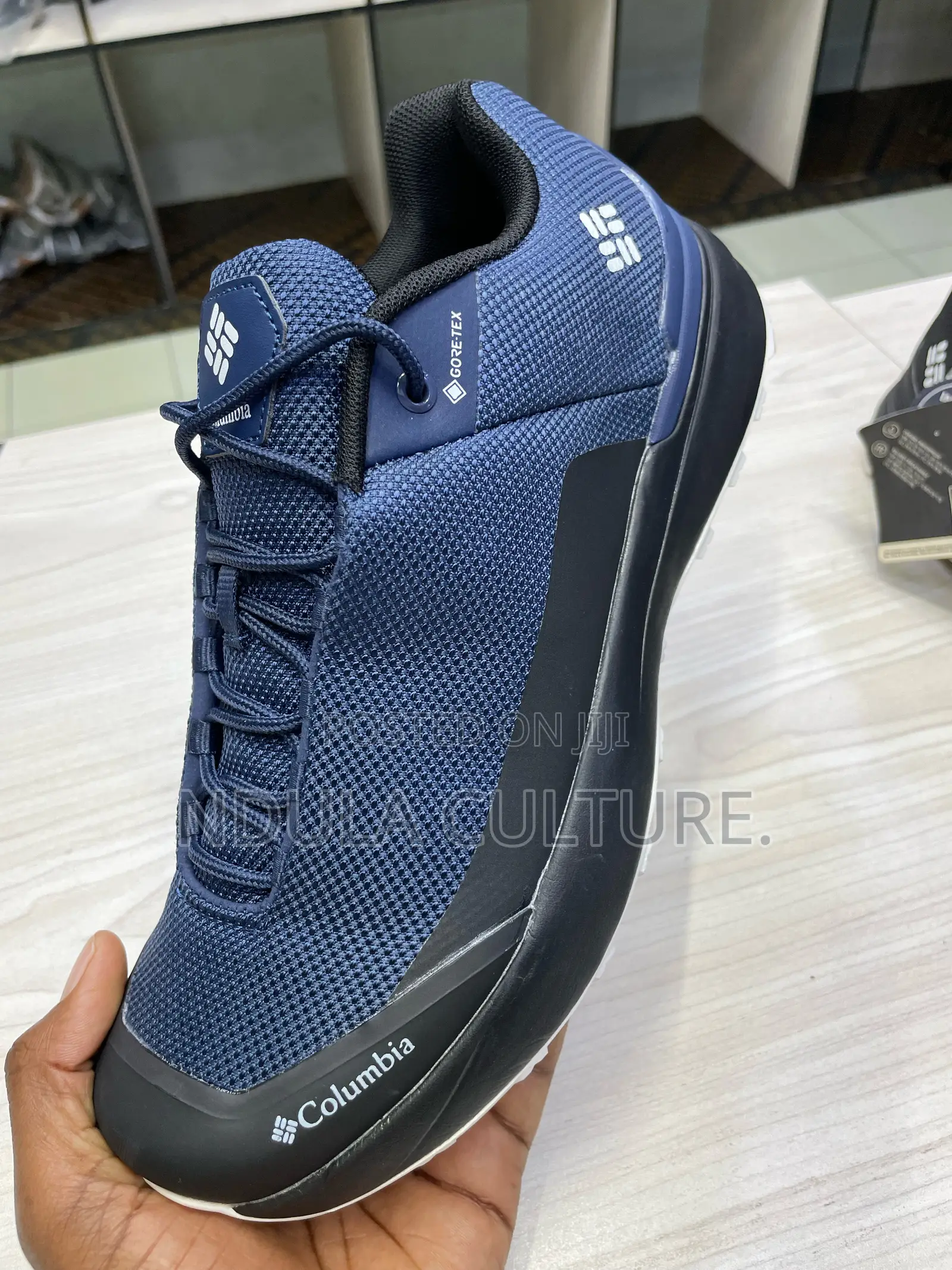 Columbia Gore-Tex Hike Boot