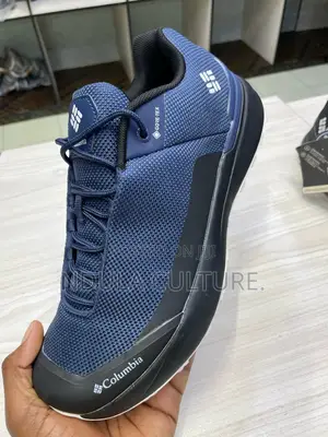 Columbia Gore-Tex Hike Boot