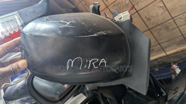 Daihatsu Mira Sidemirror