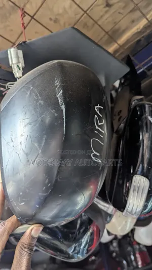 Daihatsu Mira Sidemirror