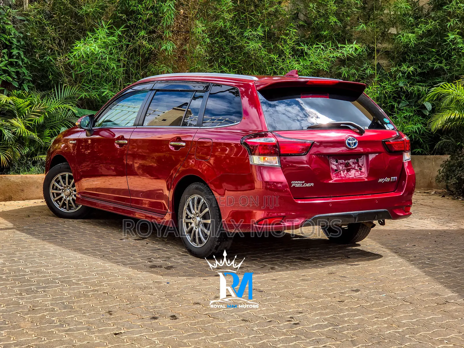 Toyota Corolla Fielder 2018 Red