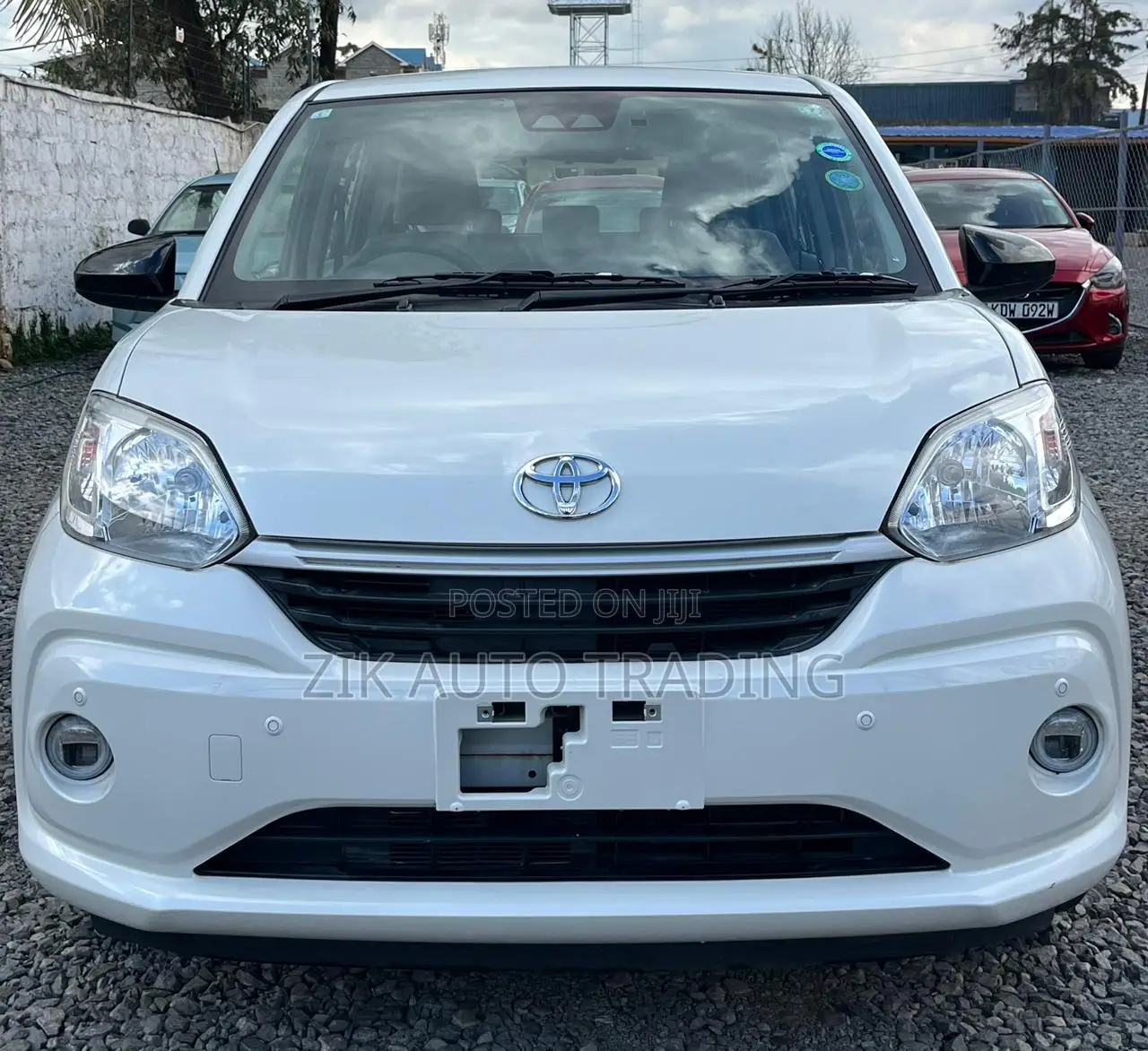 Toyota Passo 2019 White