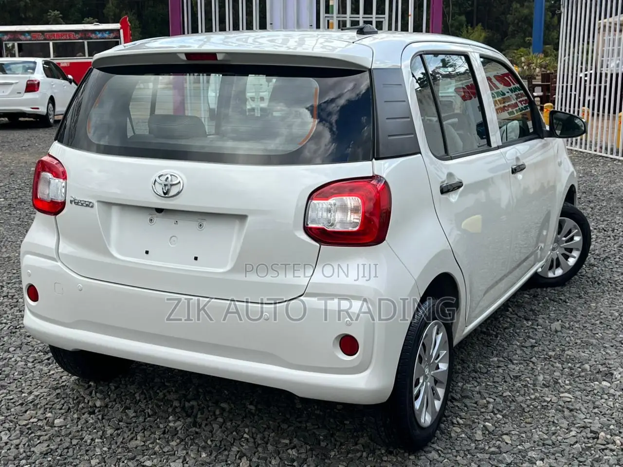 Toyota Passo 2019 White